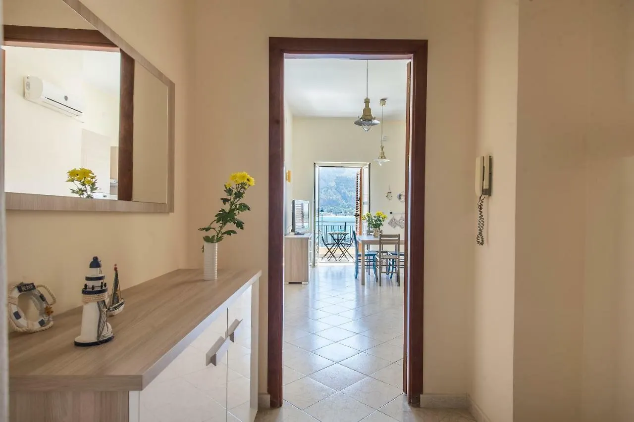 Casetta Vista Mare In Piazza A Mondello Palermo Daire